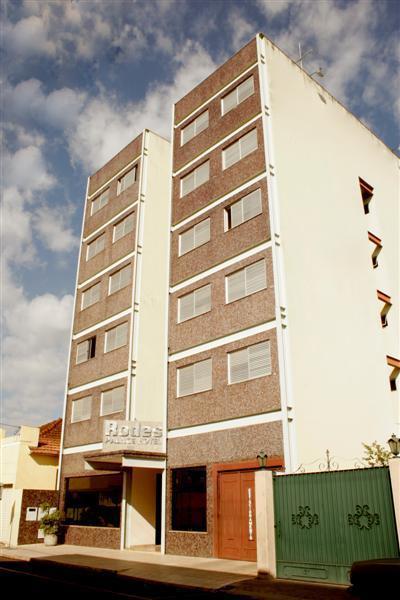 Rodes Palace Hotel Patrocínio Extérieur photo
